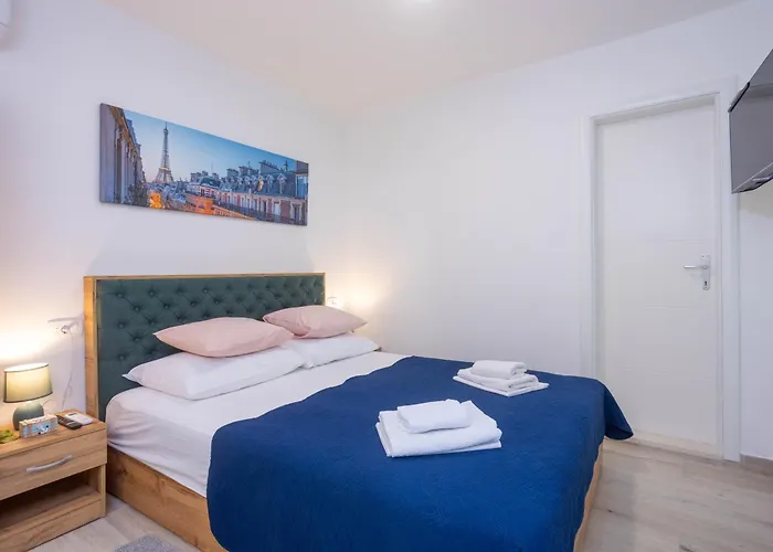 Belly Apartment