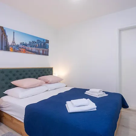 Belly Apartment